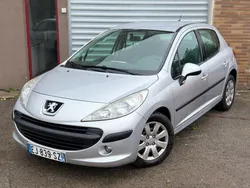 Peugeot 207 1.4 i 88 CH SPORT PACK 192670 KM GARANTI 3 MOIS / CLIMATISATION / DOUBLE CLEFS / RÉGULATEUR ET LIMITEUR DE VITESSE / RÉVISION À JOURS