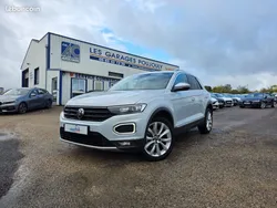 Volkswagen T-Roc 1.5 TSi 150 DSG7 Carat Exclusive / 1°MAIN