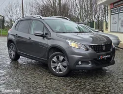 Peugeot 2008 1.2 PureTech Signature