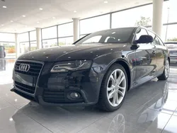 AUDI A4 Avant 3.2 V6 FSI 265ch Ambiente quattro