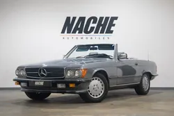 Mercedes 560 SL - parfait état - 3 propriétaires depuis l’origine