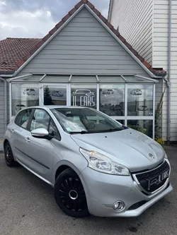 Peugeot 208 1.4 HDI 68ch Régulateur / Climatisation / Bluetooth / Ecran tactile