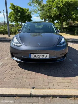 Tesla Model 3 Standard Range Plus RWD