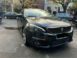 Peugeot 308 II 1.2 130 gt line eat8 cokpit