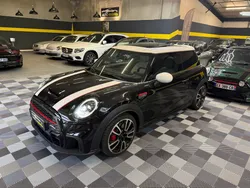 Mini John Cooper Works 231 ch – Cuir Blanc Matelassé – Toit Ouvrant