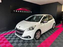 PEUGEOT 208 1.2 VTI 82ch BVM5 Style - SUIVI COMPLET