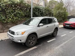 Toyota RAV 4 RAV-4 2.0 Sol Aut.