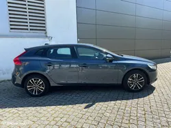 Volvo V40 2.0 D3 Momentum