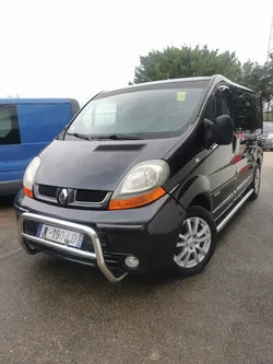 Renault trafic 2.5 dci 140 ch l1 h1 156300 km (idem opel vivaro , nissan primastar ...)