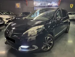 RENAULT Scénic III Phase 2 Boite Auto 1.5 DCi FAP 110cv EDC6 Bose (Caméra - GPS - Système Audio Bose)
