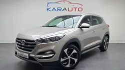 HYUNDAI TUCSON 1.7 CRDi 116 2WD PREMIUM ( FAIBLE KILOMÉTRAGE • SUIVI COMPLET HYUNDAI • PARFAITEMENT ENTRETENU • ÉTAT REMARQUABLE • NOMBREUSES OPTIONS )