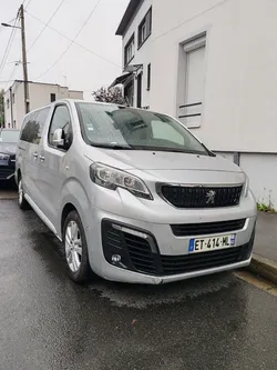 Peugeot traveller