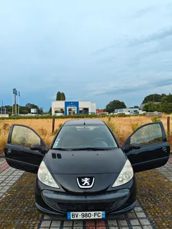 PEUGEOT 206+ 1.4 73 CH Essence