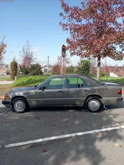 Mercedes-Benz E 200 E
