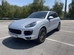 Porsche Cayenne Platinum Edition
