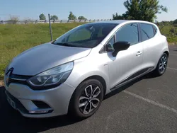 Clio IV Limited 0.9L ess 90cv, chaine de distribution, bluetooth, regul, radar, etc...