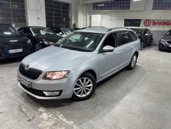 Octavia TDI 110CV 2016 223000KM 6290