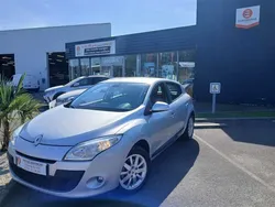 Renault Mégane III 1.6 16V 110 CARMINAT