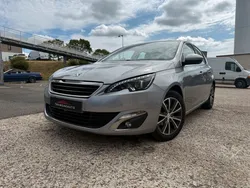 Peugeot 308 II 1.2 PURETECH Allure / ENTRETIEN et SUIVI complet ENTRETIEN COMPLET / REVISION TOUS LES ANS / KIT DE DISTRIBUTION FAIT