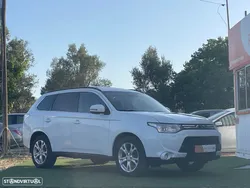 Mitsubishi Outlander 2.2 DI-D Instyle Navi AT 4WD