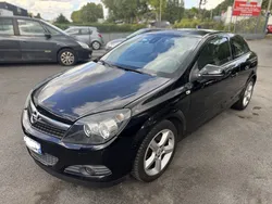 Opel astra iii gtc 1.9 cdti 150 8cv VOYANT MOTEUR