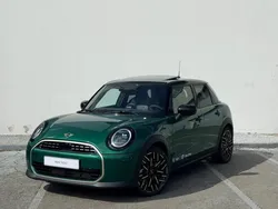 Mini Cooper 5 Portes C 156ch Favoured DKG7