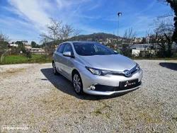 Toyota Auris 1.8 HSD Exclusive