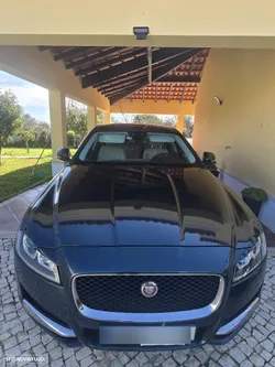 Jaguar XF 2.0 D Prestige