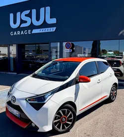 Aygo 1.0 VVT-i 69ch x-play 5p avec 8600KMS