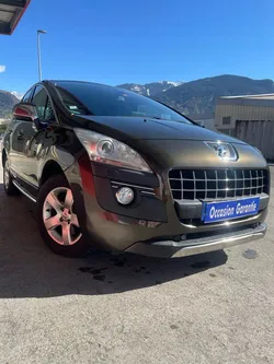 PEUGEOT 3008 2.0L HDI 160cv boîte automatique pack Feline full options