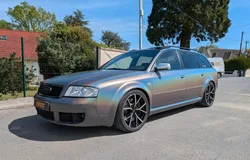 Audi rs6 avant 4.2 450 ch quattro bva pneu plaquettes et disques neufs distrib ok rien a prevoir garantie