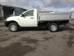 MITSUBISHI L200 2.5DI-D Single Cab M-PRO