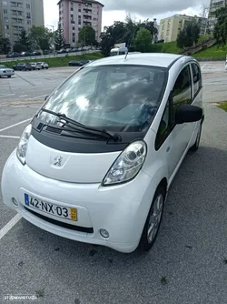 Peugeot iOn Standard