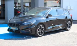 Ford focus 1.5 ecoboost 182 st-line carplay / toit panoramique/ pack hiver