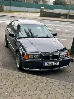 BMW 318 318i