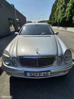 Mercedes-Benz E 220 CDI Auto Avantgarde