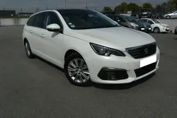 PEUGEOT 308 II SW BlueHDI 130 EAT8 ALLURE Boîte automatique