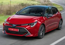 Toyota Corolla Touring Sports 180H Advance Luxury