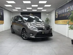 Toyota Verso (2) 132 VVT-i - Design - 1ère Main