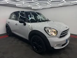 MINI Countryman LCI Phase II 1.6i 16V 122 CV / Kit Chaîne de Distribution NEUF / Xénons / GPS / Clim Auto / Livraison à domicile possible dans TOUTE la FRANCE