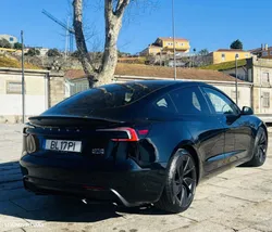 Tesla Model 3 Performance Tração Integral