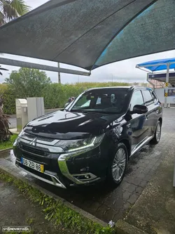 Mitsubishi Outlander 2.0 PHEV Instyle