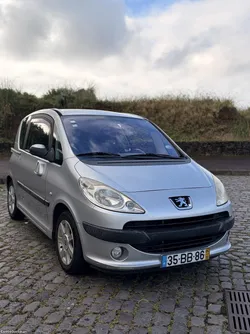 Peugeot 1007 1.4 Hdi