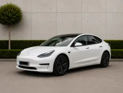 Tesla Model 3 Long-Range Dual Motor Performance AWD