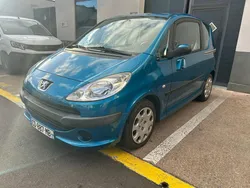 Peugeot 1007 1.4 HDI 70CH BLUE LION TRENDY - Garantie 12 mois - Distribution neuve - livraison offerte partout en France