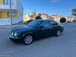 Jaguar S-Type 2.7 com 207 cv