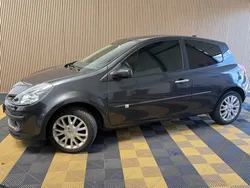 RENAULT CLIO RENAULT 1.5 DCI 85ch - ENTRETIEN A JOUR - GARANTIE 3 MOIS