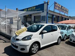 Belle Toyota aygo vvt essence GPS clim possibilité garantie 12 / 24 / 36 mois