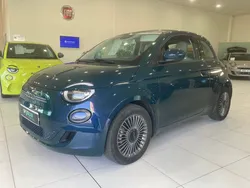 196/mois Fiat 500e icone 42kw/h