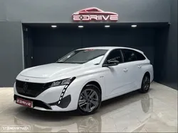 Peugeot 308 SW 1.2 Hybrid Style e-DCS6